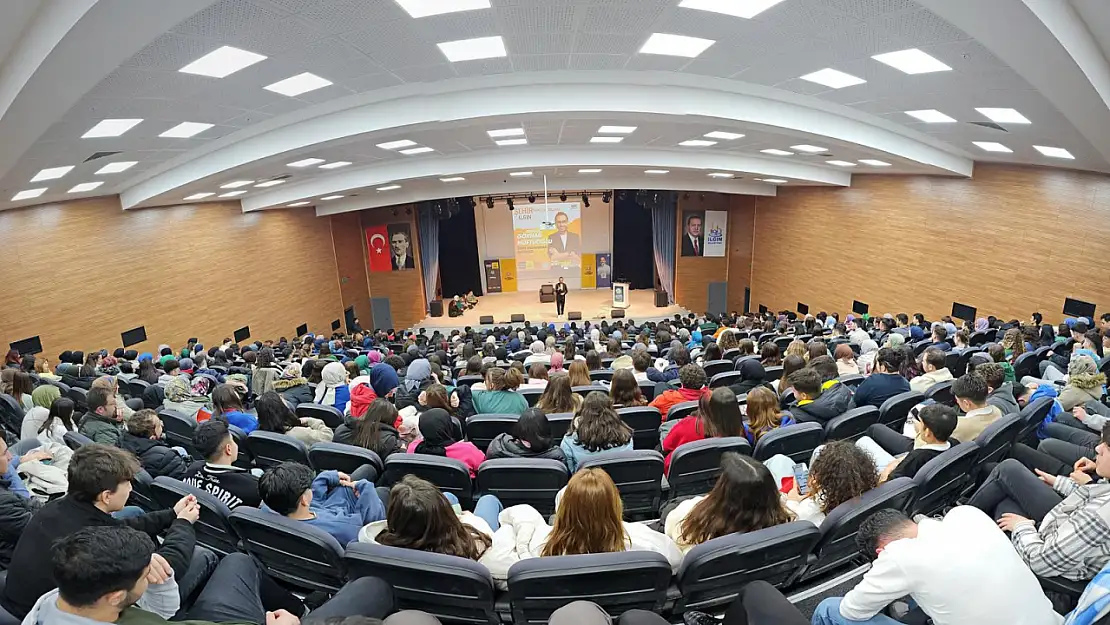 Müftüoğlu Çumra, Ereğli ve Ilgın'da öğrencilerle buluştu