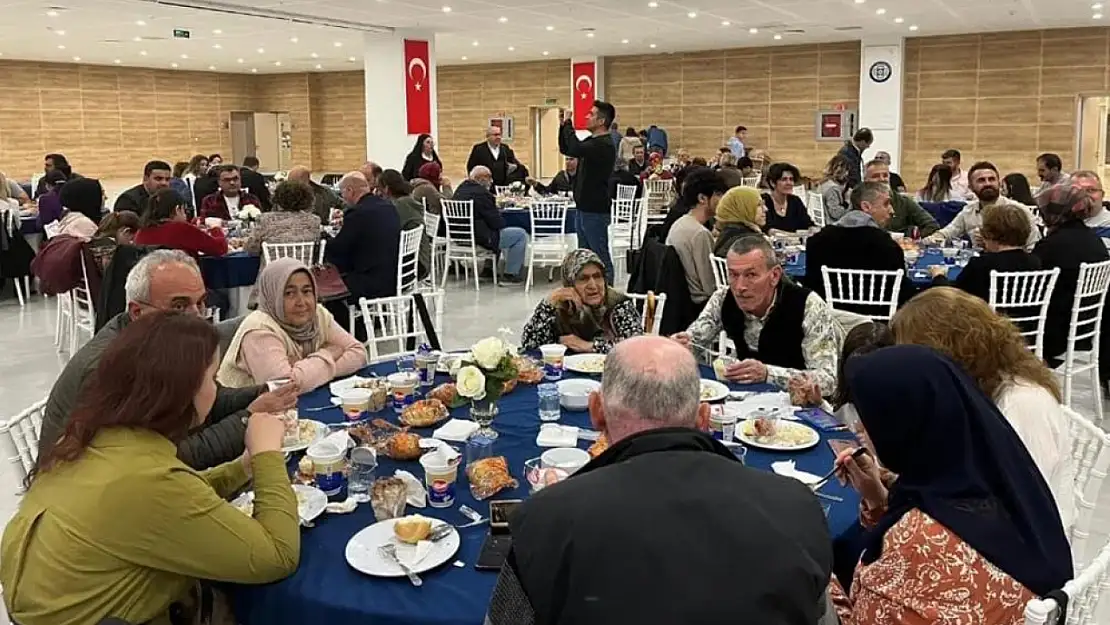 Muğla'da yaşayan Konyalılar ve Karamanlılar iftarda buluştu!