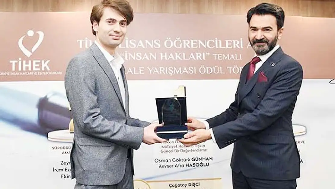 NEÜ Öğrencisi Saparca, İnsan Hakları Temalı Makale Yarışmasında 3. Oldu