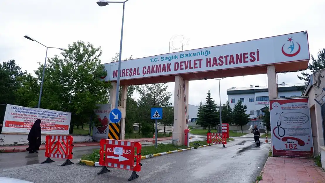 O ilimizde Devlet Hastanesi deprem riski sebebiyle kapatıldı