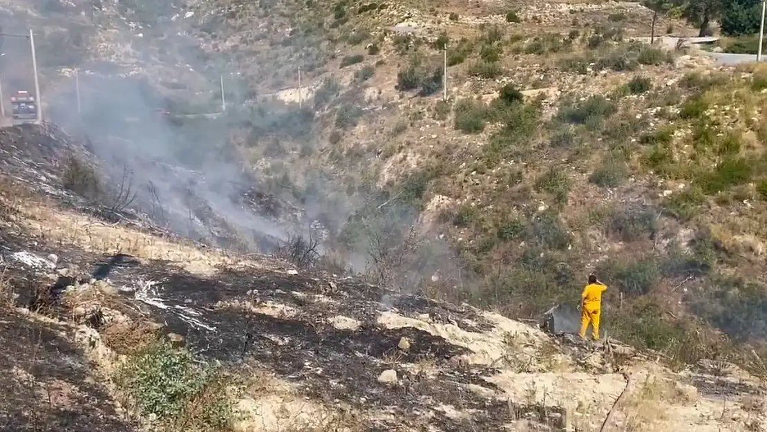 Ormanlık alanda yangın çıktı: 4 dönüm alan zarar gördü