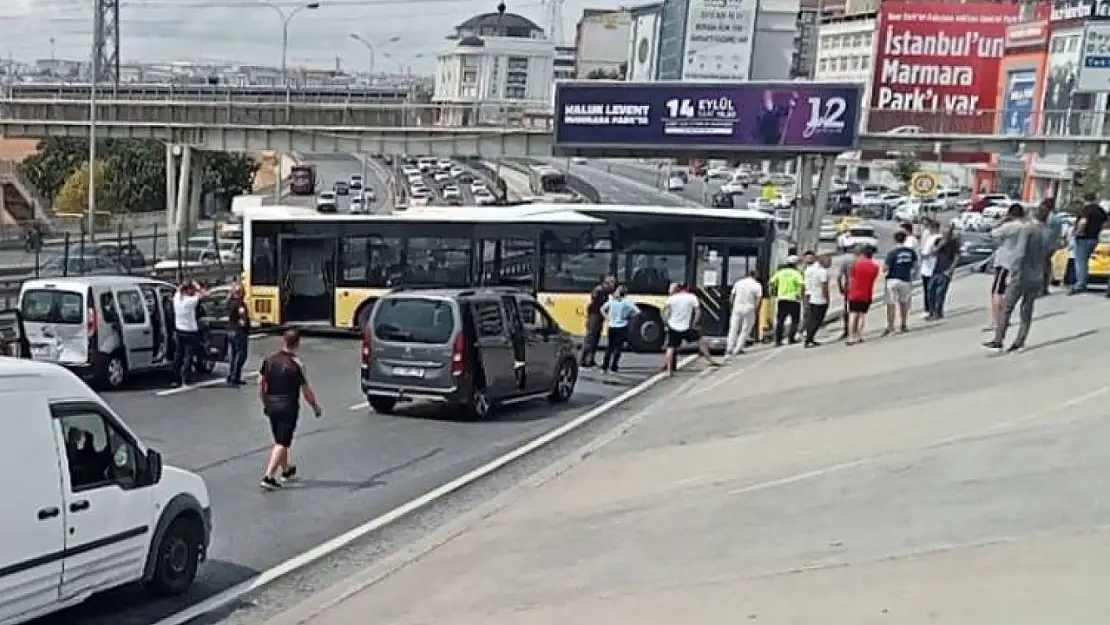 Otobüs kazası sonrası yol trafiğe kapandı!