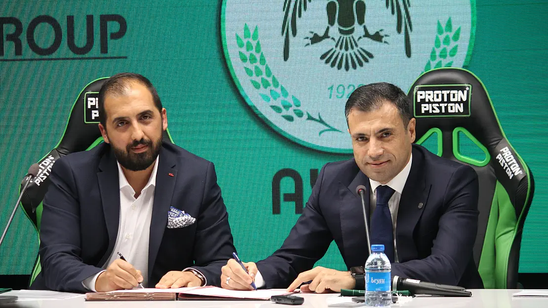 Özgökçen: 'Konyaspor, en üst kulvarlarda mücadele etmeye devam edecektir'