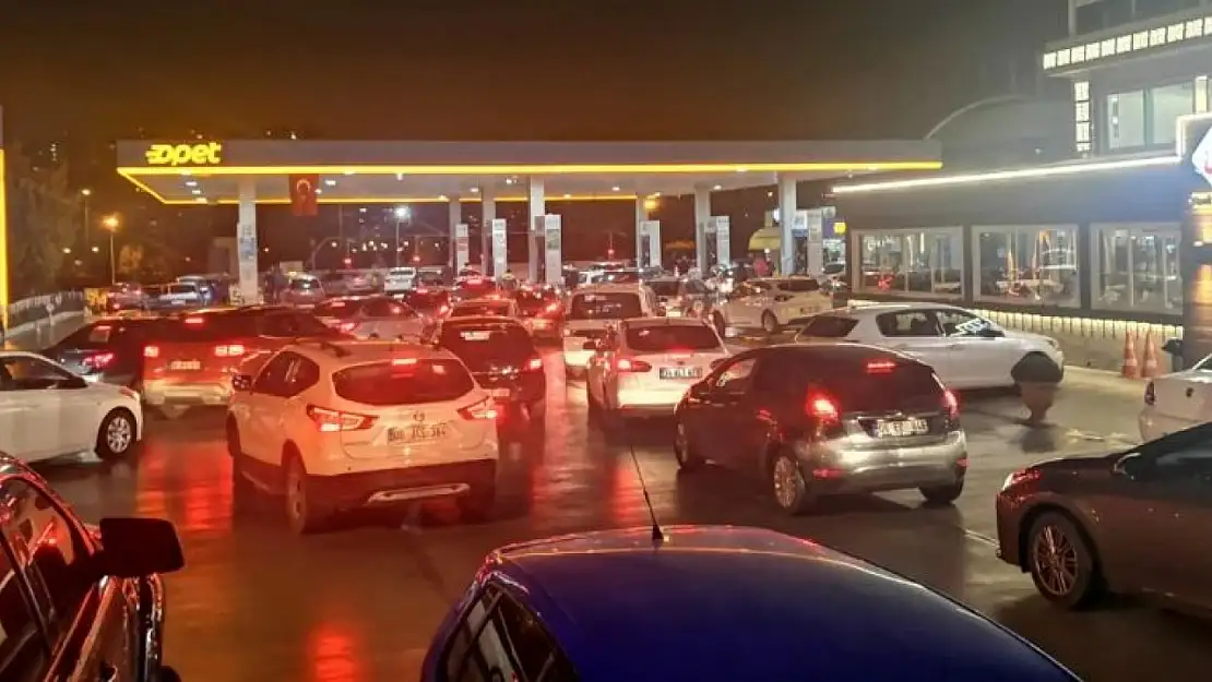 Petrollerde zam kuyruğu! Alabilen şanslı...