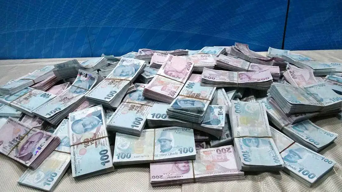Piyasaya umut doğdu! Firmalara bomba gibi haber! Ekonomist isim açıkladı