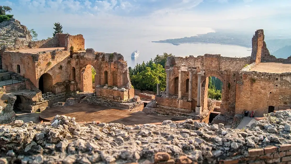 Pompeii Antik Kenti: Tarihin Donmuş Anı