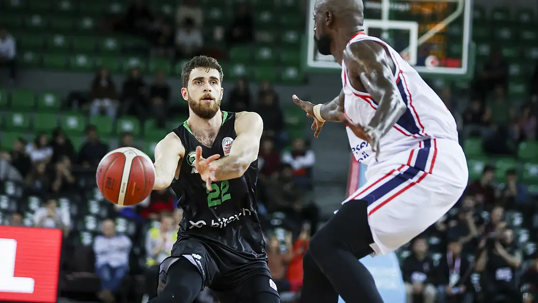 Pota'da Darüşşafaka galip