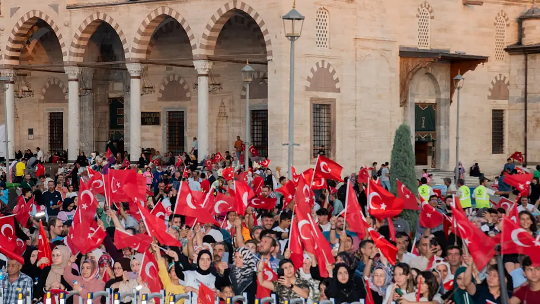 Rektör Aksoy, 15 Temmuz Demokrasi ve Milli Birlik etkinliklerine katıldı