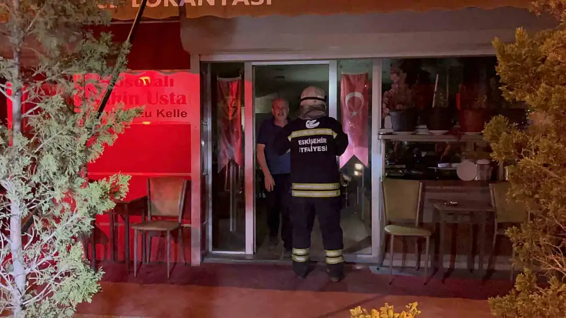 Restoranda çıkan yangın  söndürüldü
