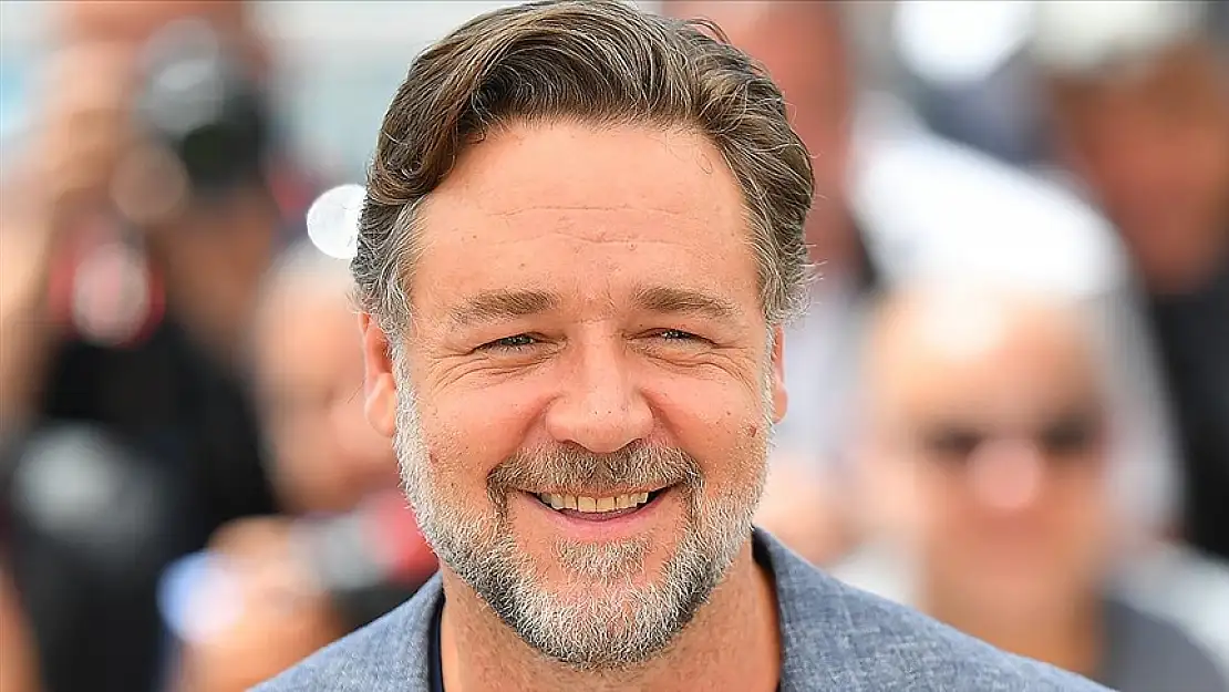 Russell Crowe'dan hayranlarına Türkiye çağrısı