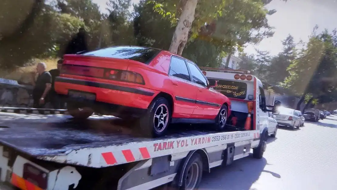 Sahte plaka ile trafiğe çıktı, yakalandı