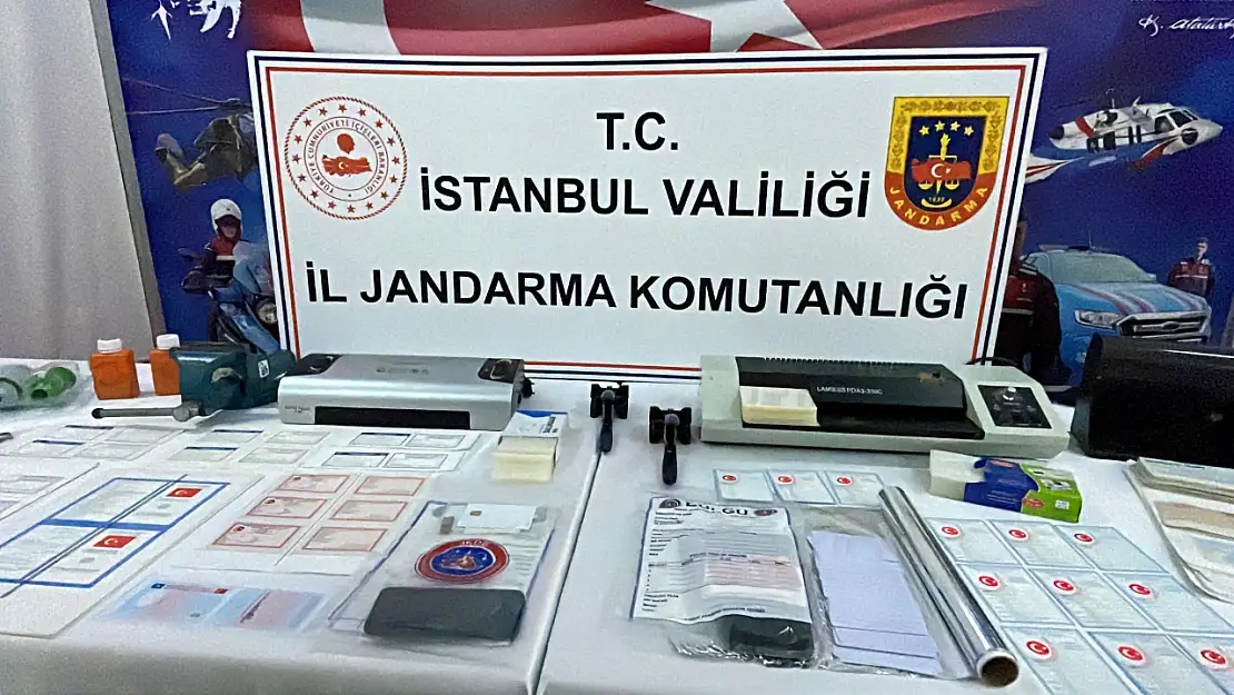 Sahte sürücü belgesi ve kimlik düzenleyen şüpheliler tutuklandı