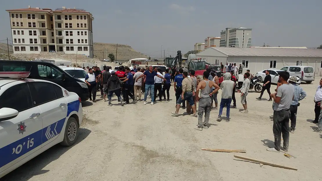 Şantiyede silahlı-bıçaklı kavga: 7 yaralı