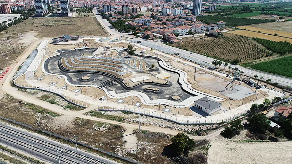 Şehir Parkı'nda çalışmalar tam gaz