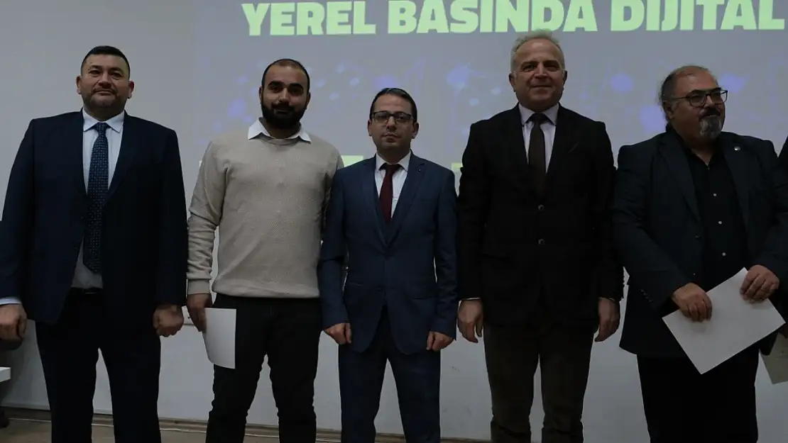 Selçuk Üniversitesi'nde 'Yerel Basında Dijital Çağ' paneli gerçekleştirildi!