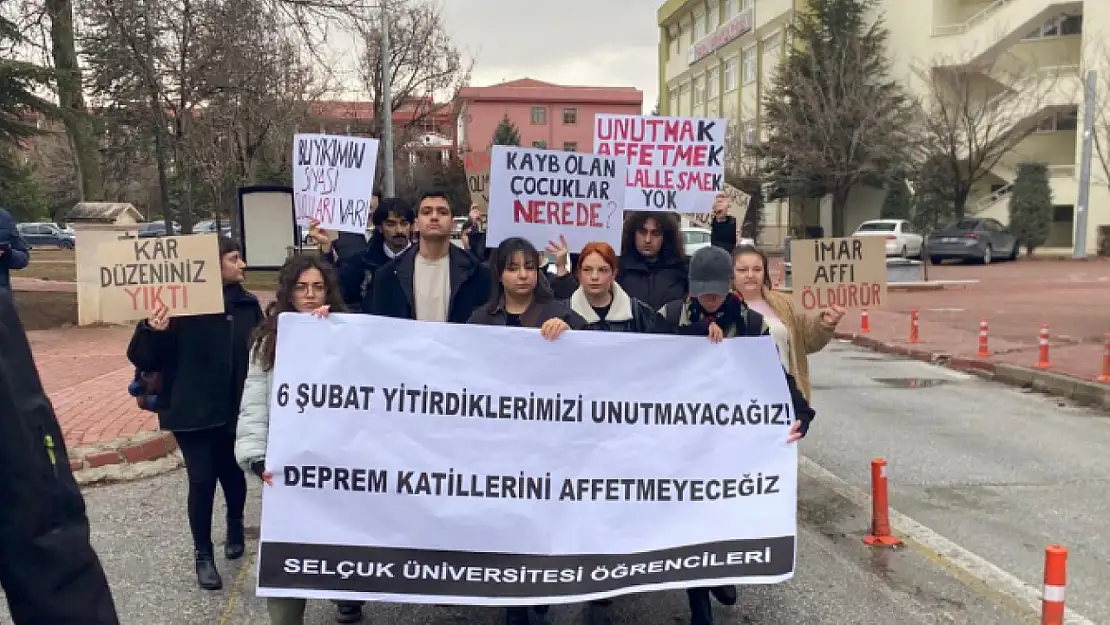 Selçuk Üniversitesi öğrencilerinden 6 Şubat depremleri için basın açıklaması: 'Unutmadık, affetmeyeceğiz'