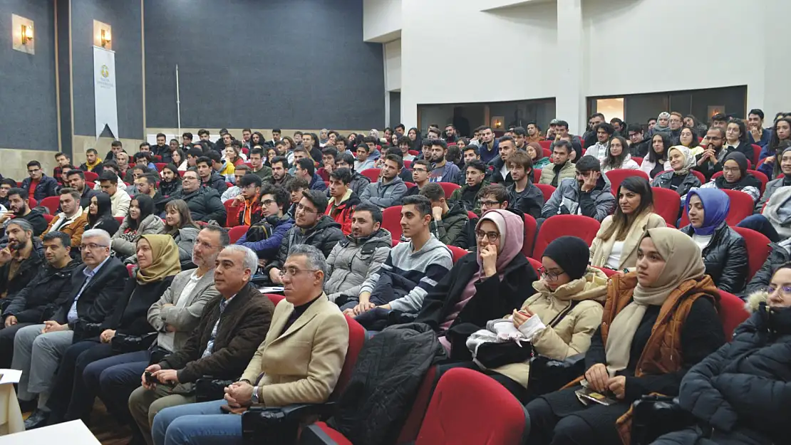 Selçuk Üniversitesinde 'Bağımlılıkla Mücadele Semineri' yapıldı