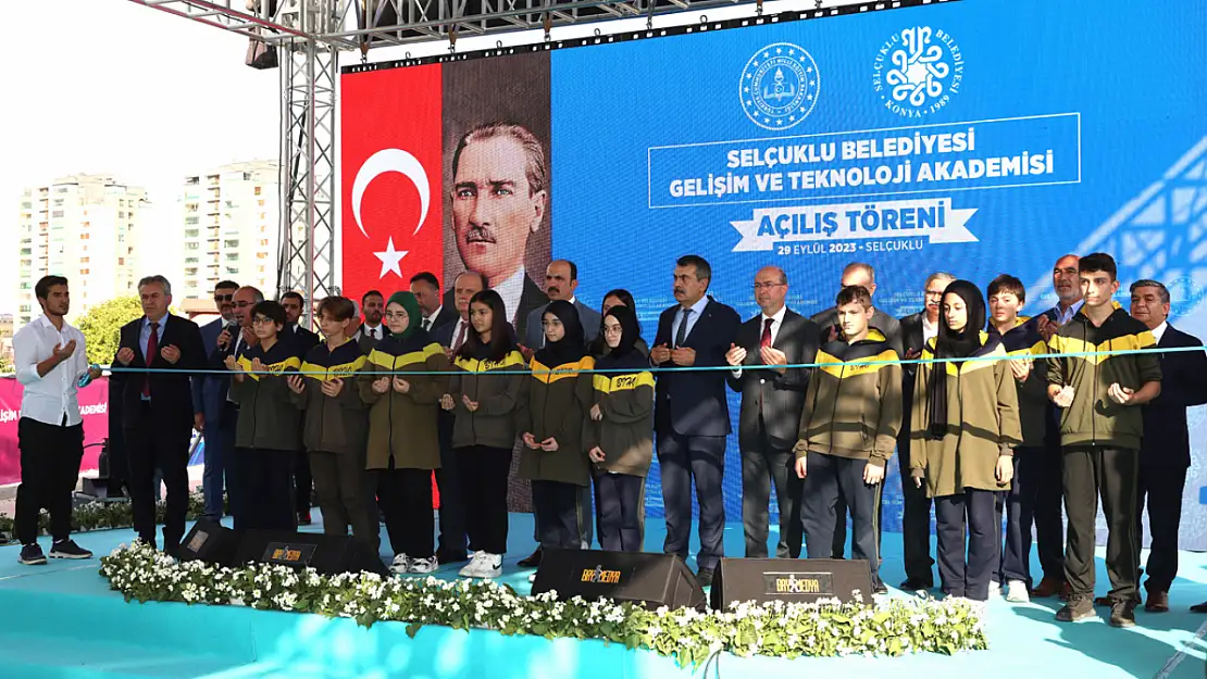 Selçuklu Belediyesi gelişim ve teknoloji akademisi'nin resmi açılışı gerçekleştirildi