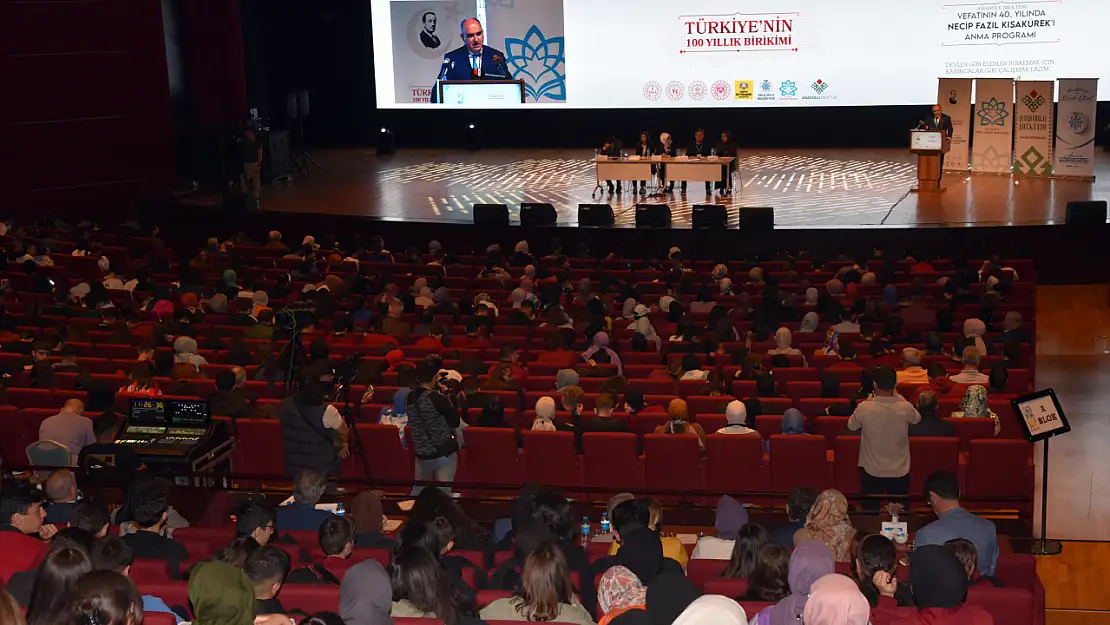 Selçuklu Belediyesi Necip Fazılı unutmadı