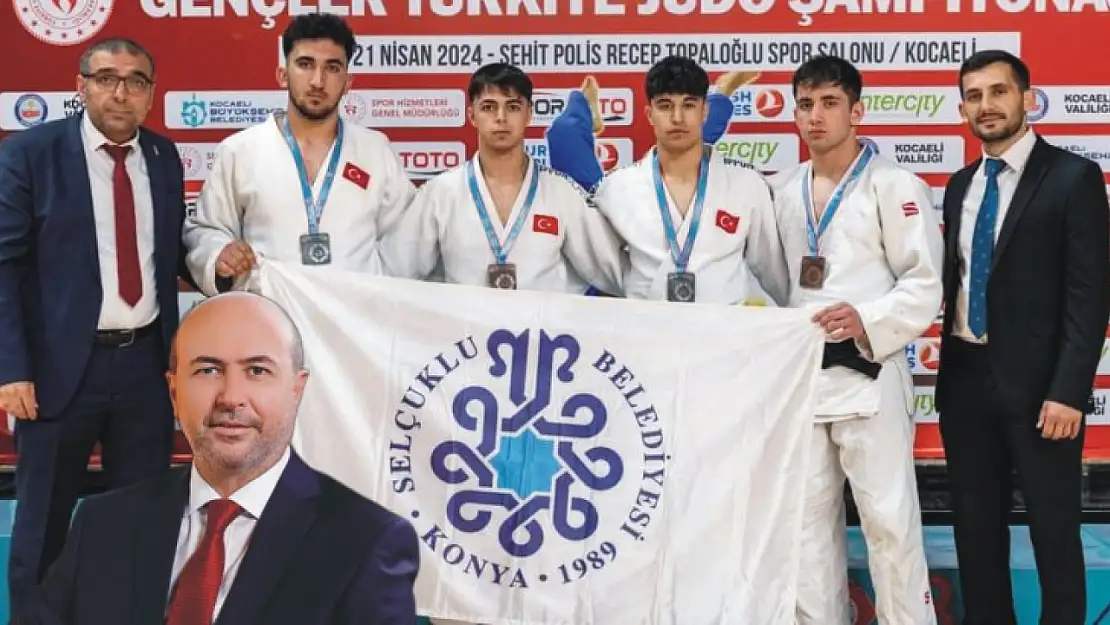 Selçuklu Belediyespor güreş ve judo branşlarında kürsüde!