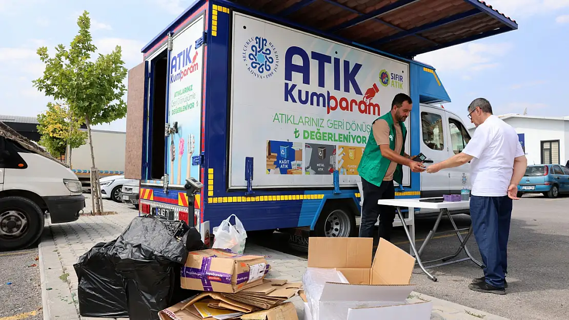 Selçuklu'da atıklar, ev ekonomisine katkı sağlıyor