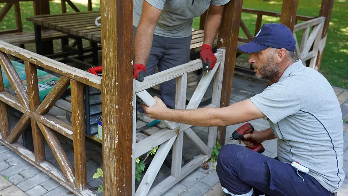 Selçuklu'da park bakım çalışmaları devam ediyor