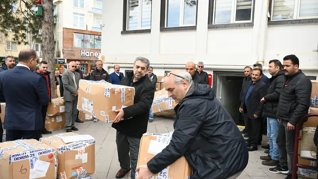 Seydişehir'de ihtiyaç sahibi öğrencilere bayram hediyesi