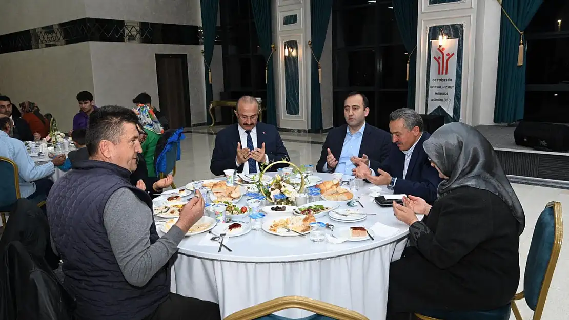 Seydişehir'de koruyucu aileler iftarda buluştu!