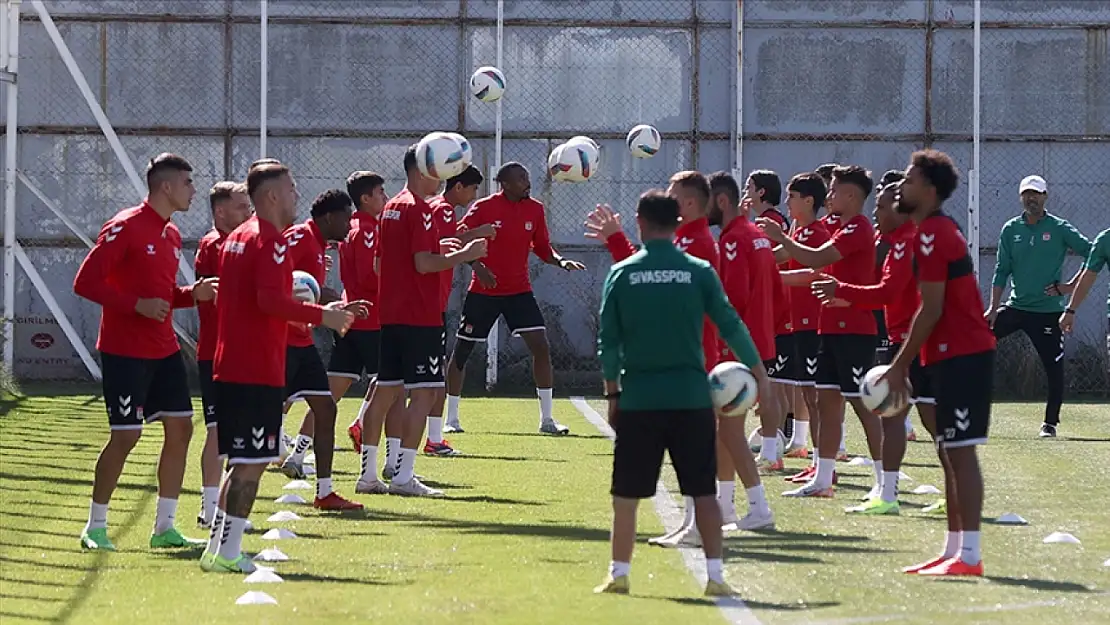 Sivasspor, yarın Hatayspor'u ağırlayacak