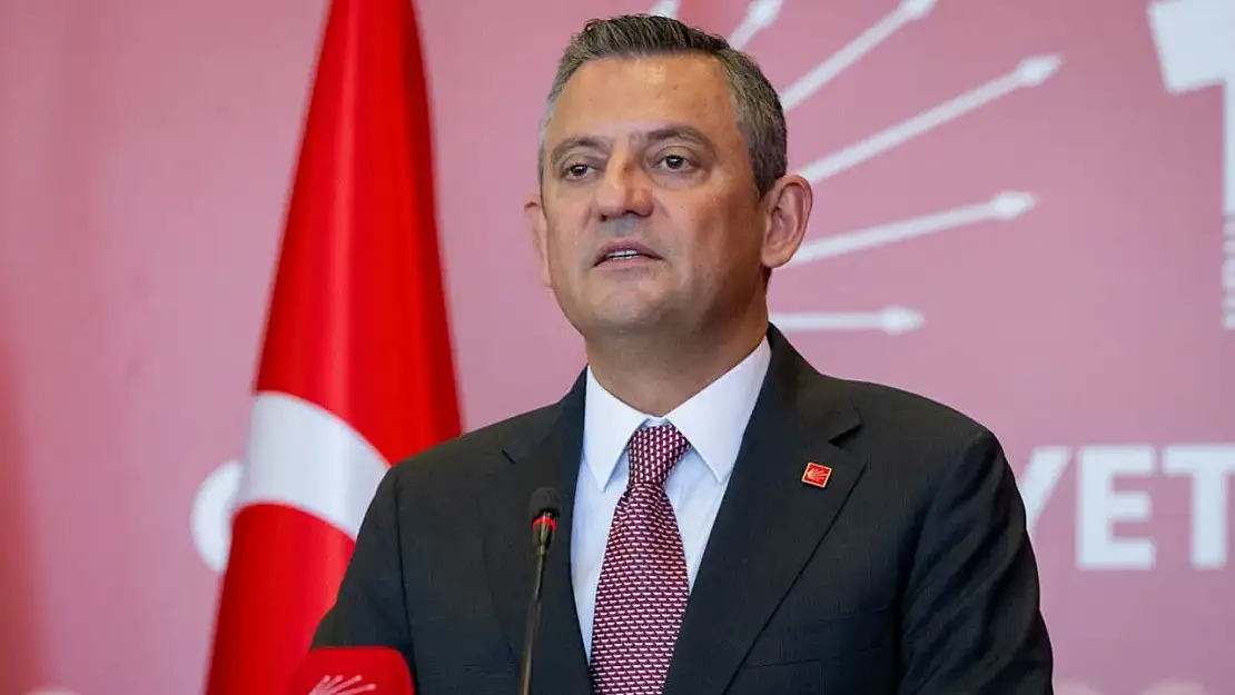 Siyasette gözler Özgür Özel'in dokunulmazlık dosyasında: Komisyona sevk edildi!