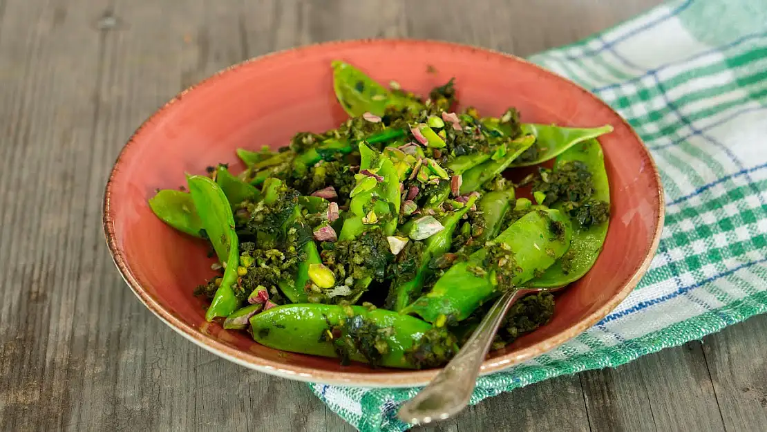 Sultani Bezelye Salatası neden bu kadar popüler? Sultani Bezelye Salatası nedir ve nasıl yapılır?