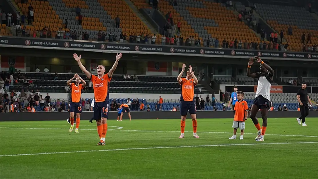 Süper Lig'de yarın Başakşehir, Alanyaspor'u ağırlayacak