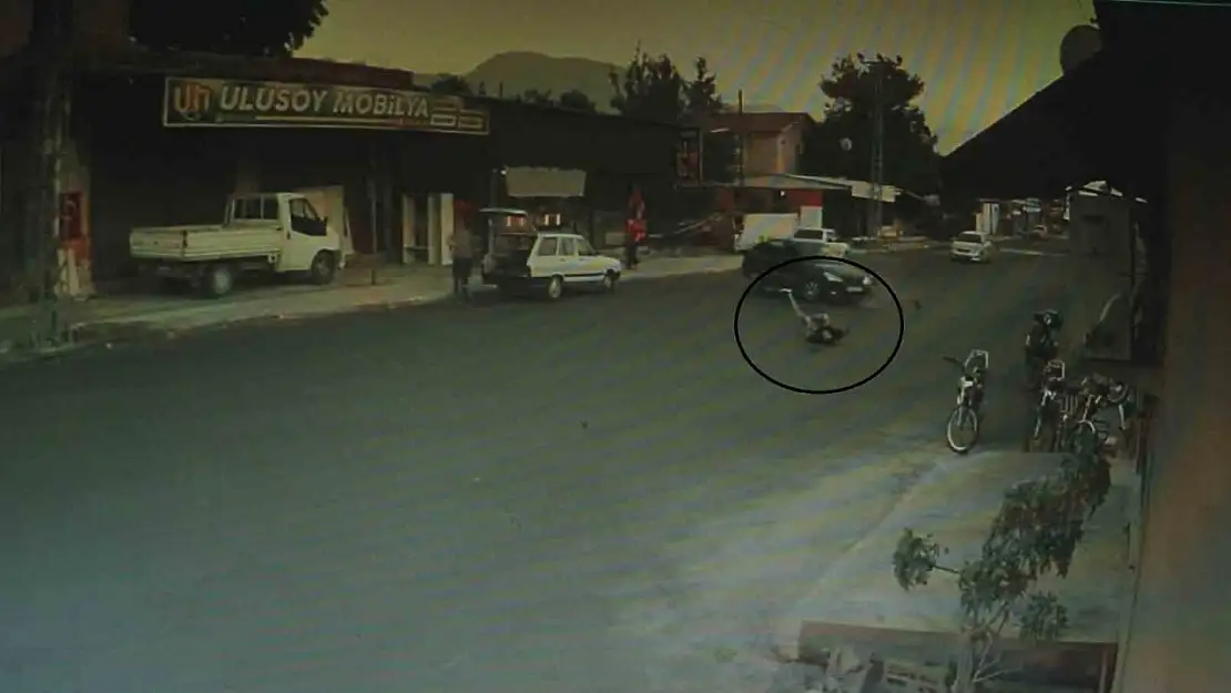 Sürücünün havaya uçtuğu kaza kamerada
