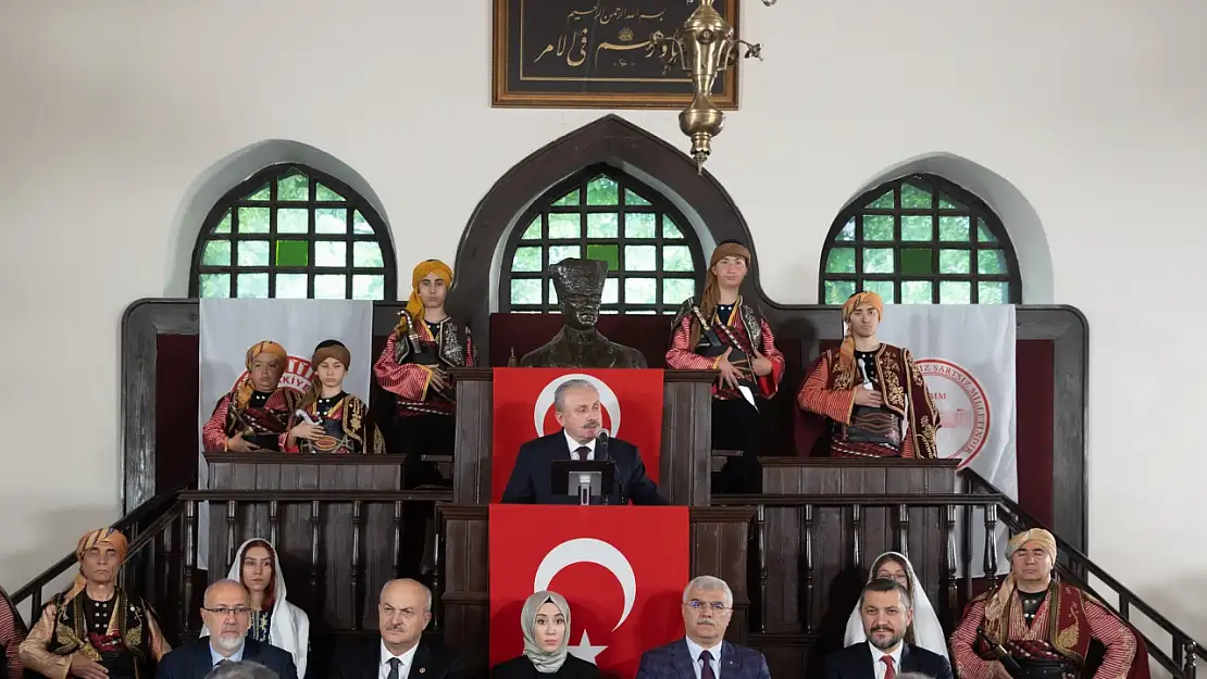 TBMM'nin açılışının 103'üncü yılında, Birinci Meclis'te anma tören düzenlendi