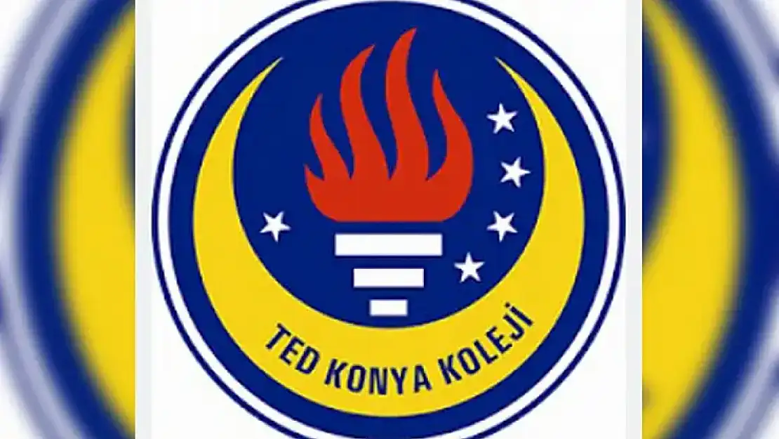 TED Konya Koleji'nden Cumhuriyet yürüyüşü