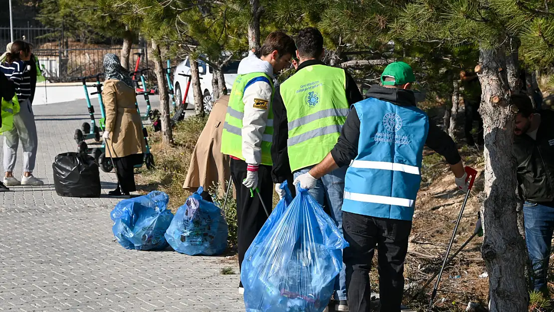 Temiz bir Selçuklu için sokaklara çıktılar!