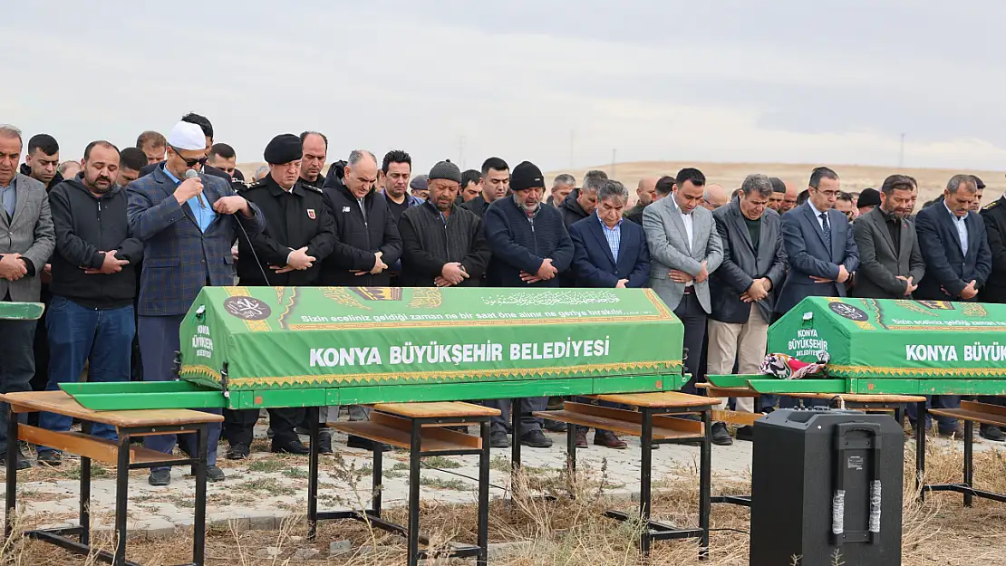 Trafik faciasında hayatını kaybedenler toprağa verildi: Feryatlar yürekleri dağladı!