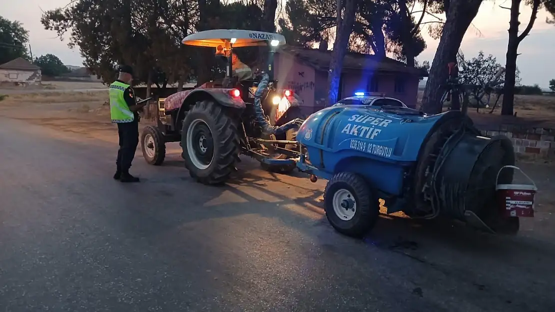 Trafik uygulamasında 13 şahıs yakalandı