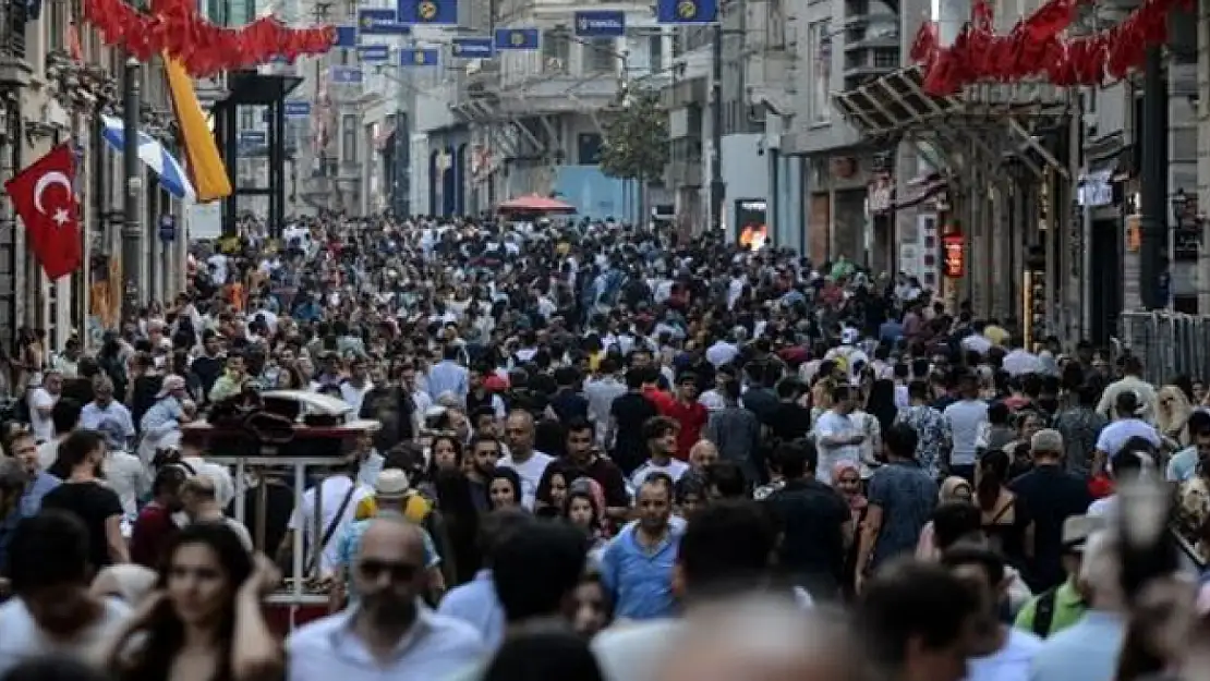 Türk halkı en çok güveniyor? Kadınlar ve erkekler arasındaki çarpıcı fark!