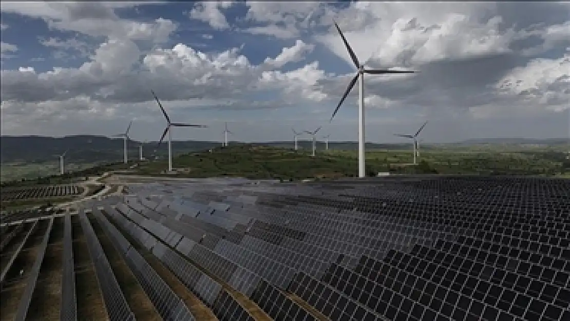 Türkiye'den Suriye'ye doğal gaz desteği: Elektrik arzı 10 saate çıkacak