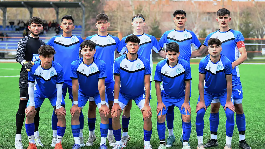 U18 Futbol Liginde Konya Şampiyonu Selçuklu Belediyespor