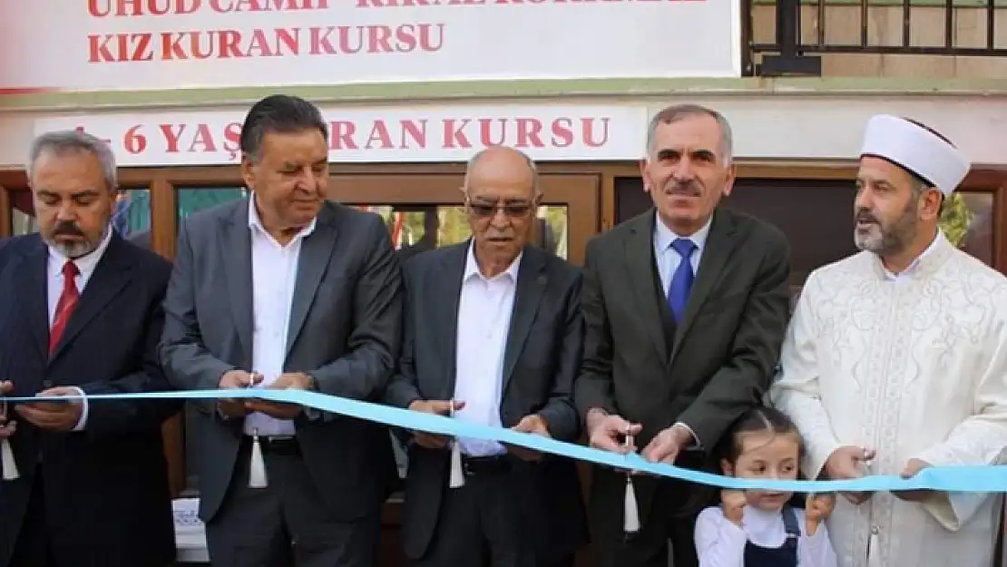 Uhud Cami Kiraz Korkmaz Kur'an Kursu dualarla açıldı