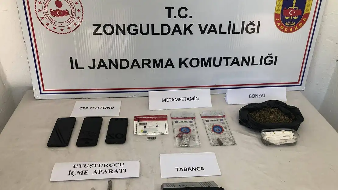 Uyuşturucu operasyonu hız kesmeden devam ediyor: 4 gözaltı!