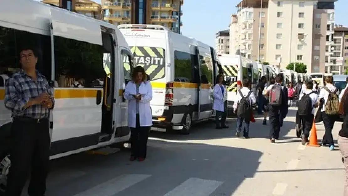 Velilere üzücü haber: Okul servislerine fahiş zam yolda!