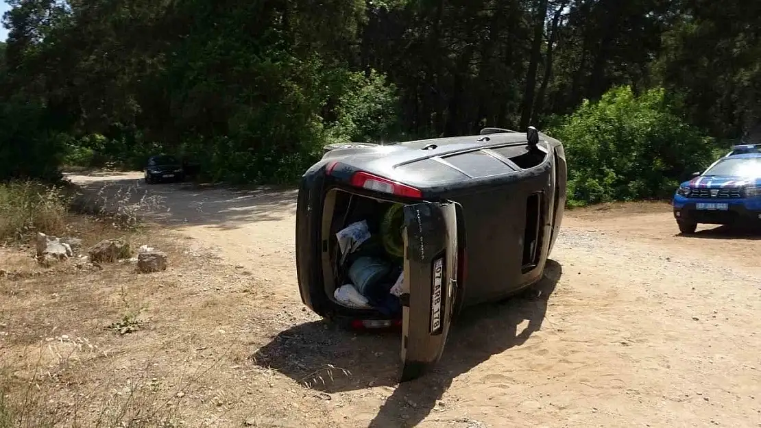 Virajı alamayan araç takla attı: 5 kişi yaralandı!