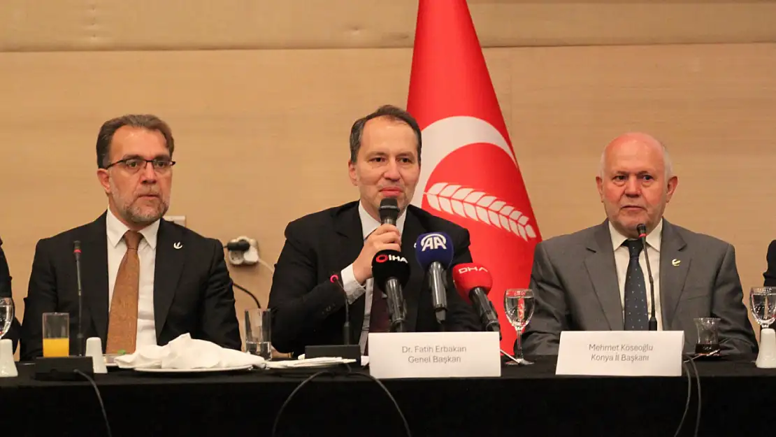 Yeniden Refah Partisi Genel Başkanı Dr. Fatih Erbakan Konya'da basın mensuplarıyla buluştu