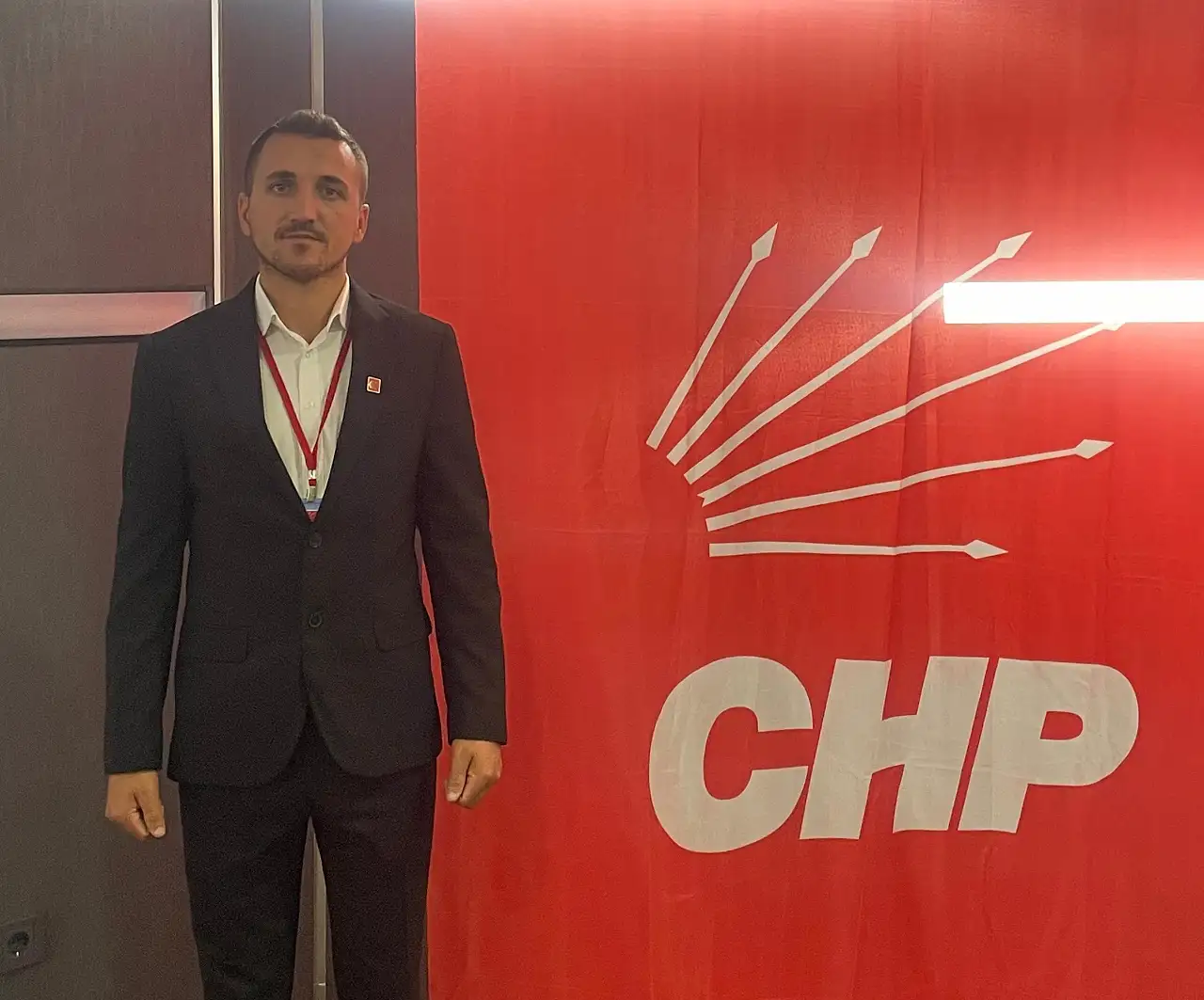 14 yaşında CHP'ye girdi, Genel Başkan Yardımcısı oldu!