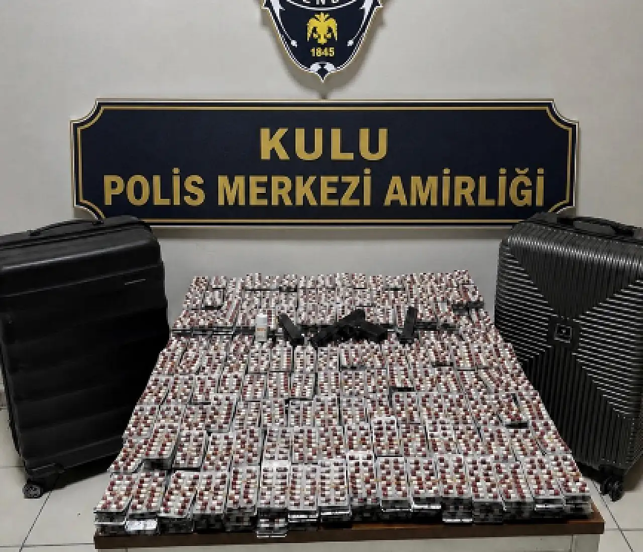 Konya'da gençleri zehirleyen 74 kişiye emniyet darbesi!