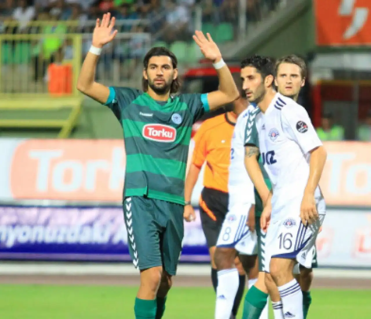 Konyaspor'un eski kaptanı Selim Ay'dan teknik direktör oluyor!