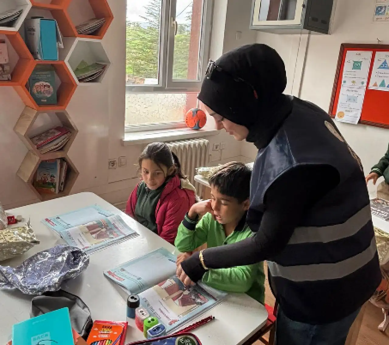 Ahıska Kültür ve Sanat Topluluğu Konya'da 'Ahıska Türkleri Kütüphanesi' açtı